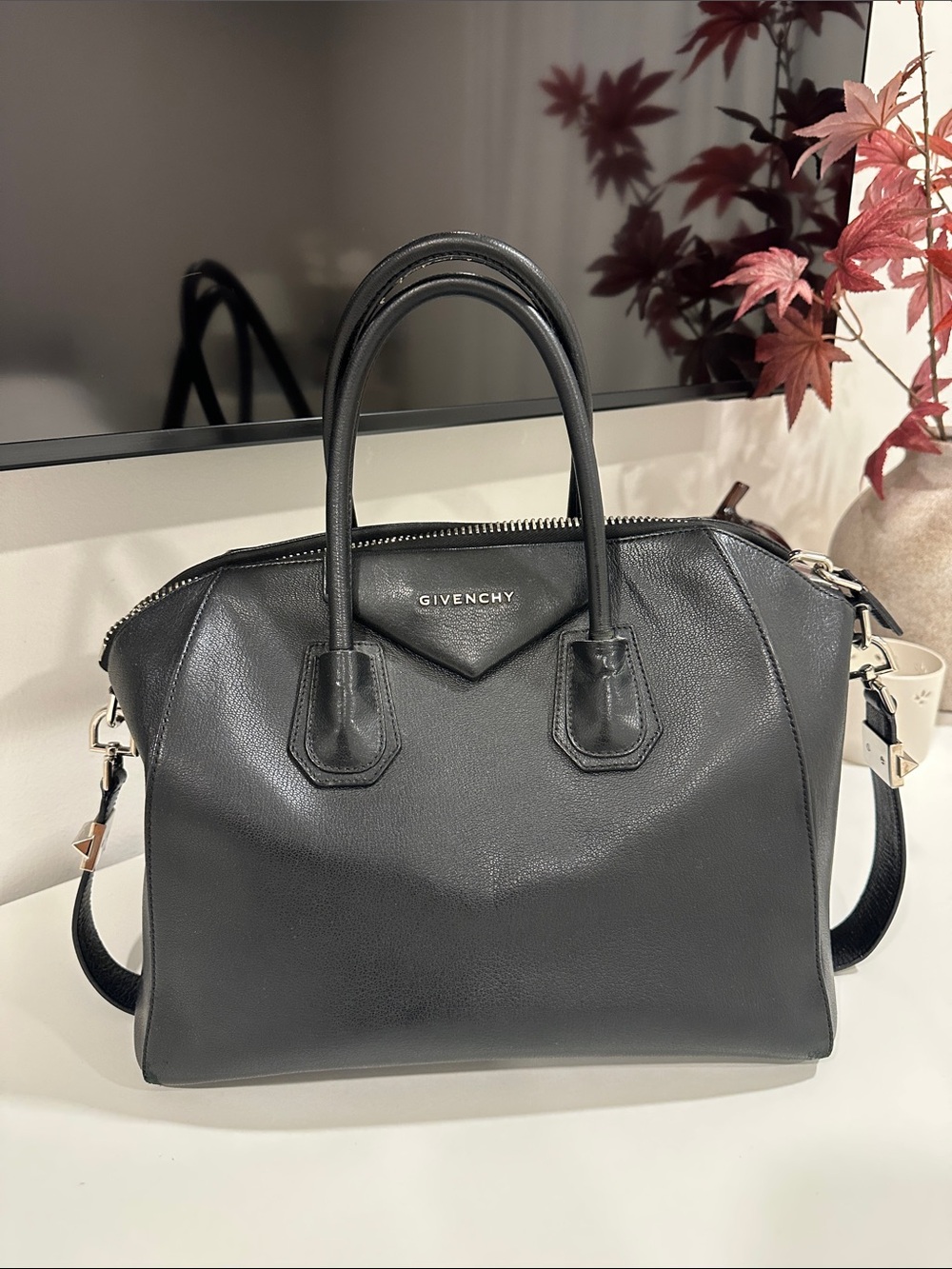 Givenchy Medium Antigona bag